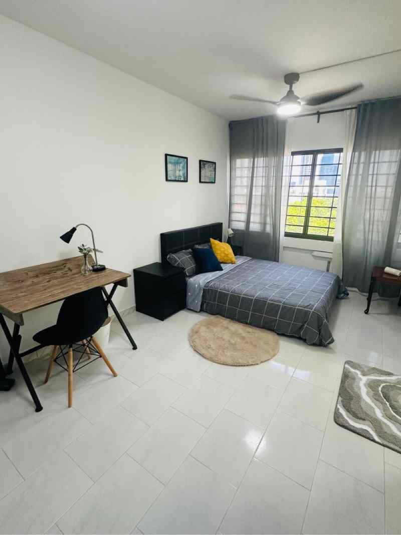 Prop-GPT: Apartment: D01  People's Park Complex