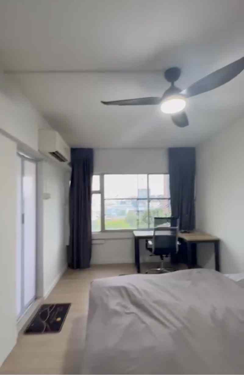 Prop-GPT: Apartment: D01  People's Park Complex