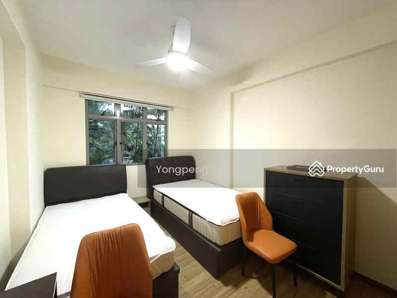 Prop-GPT: Condominium: D19  The Florida