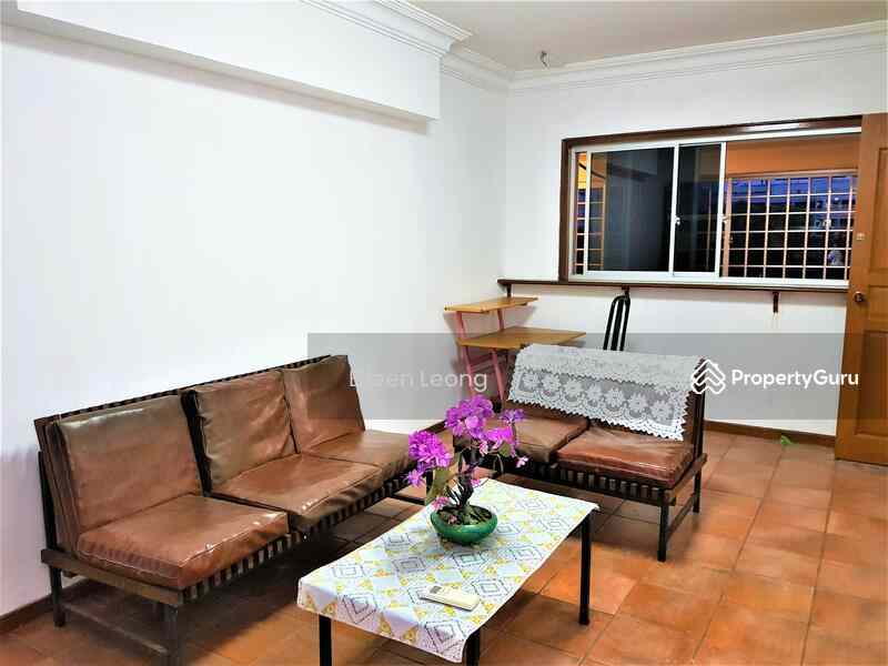Prop-GPT: HDB Flat: D25  830 Woodlands Street 83