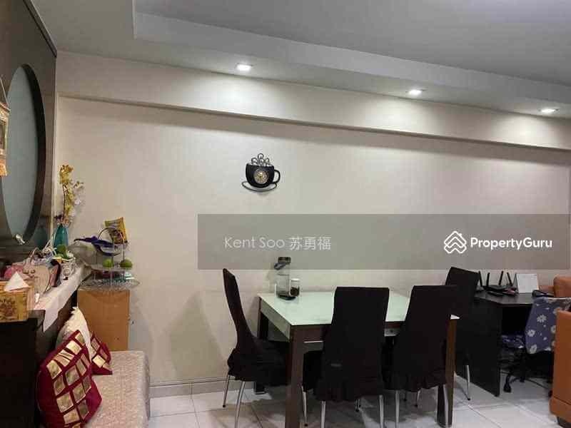 Prop-GPT: HDB Flat: D23  653 Senja Link
