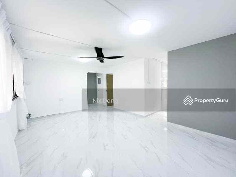Prop-GPT: HDB Flat: D23 Bukit Batok 267 Bukit Batok East Avenue 4