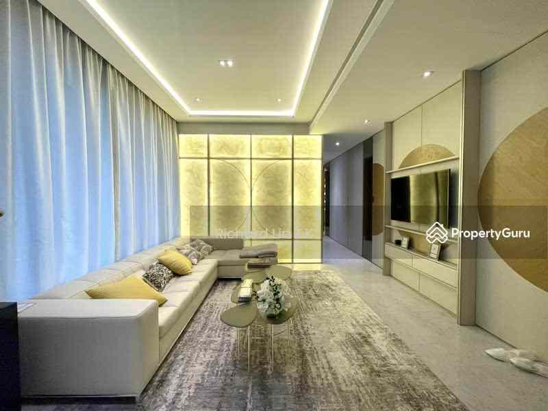 Prop-GPT: Condominium: D09  New Futura