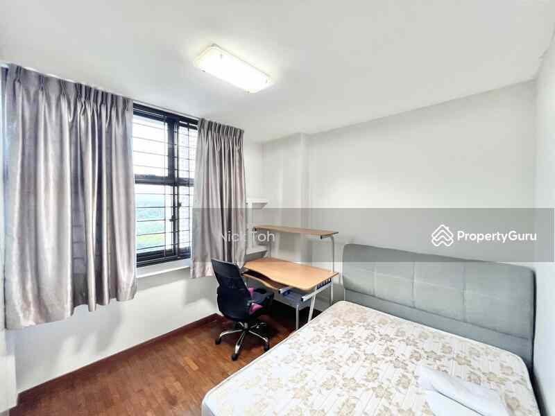 Prop-GPT: HDB Flat: D23  631 Senja Road