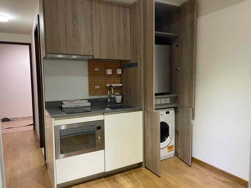 Prop-GPT: Condominium: D14  Park Place Residences