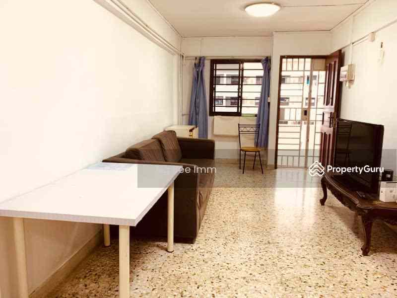 Prop-GPT: HDB Flat: D05  308 Clementi Avenue 4