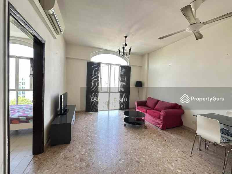 Prop-GPT: Condominium: D17  Estella Gardens