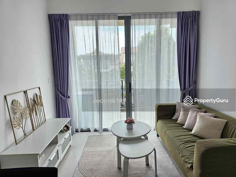 Prop-GPT: Condominium: D16  The Glades