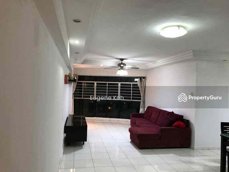 Prop-GPT: HDB Flat: D22 Boon Lay 686B Jurong West Central 1