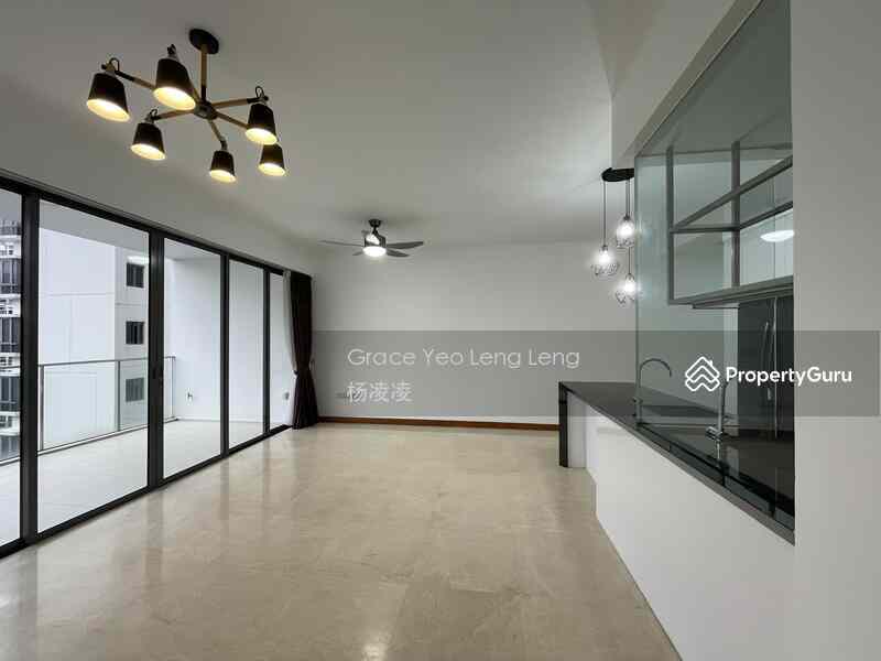 Prop-GPT: Condominium: D16  Waterfront Isle