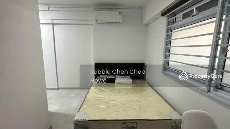 Prop-GPT: HDB Flat: D22  287D Jurong East Street 21