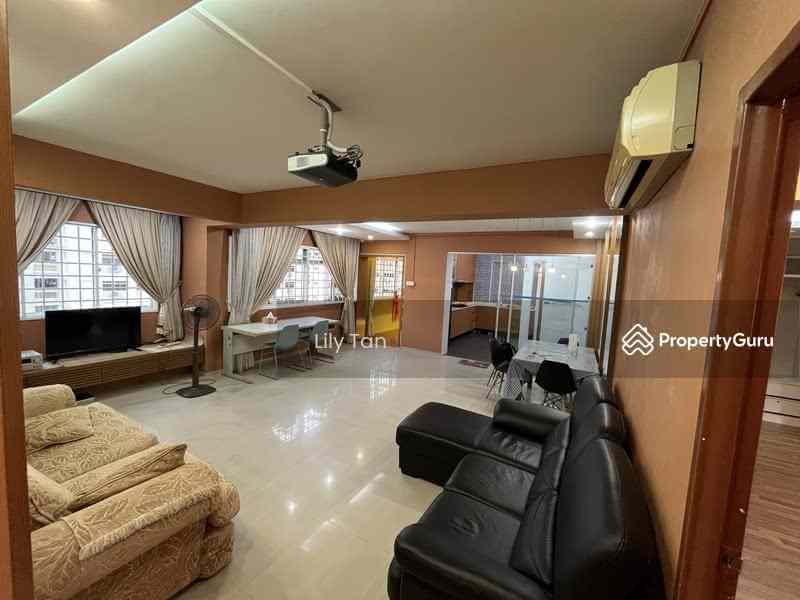 Prop-GPT: HDB Flat: D25  862 Woodlands Street 83