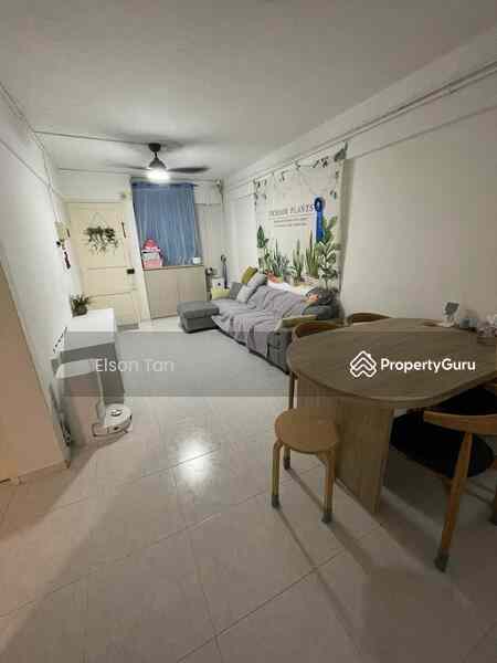 Prop-GPT: HDB Flat: D20 Ang Mo Kio 637 Ang Mo Kio Avenue 6