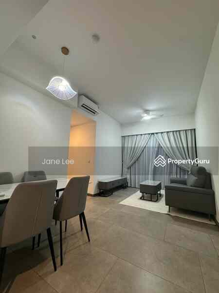 Prop-GPT: Condominium: D07  Midtown Modern