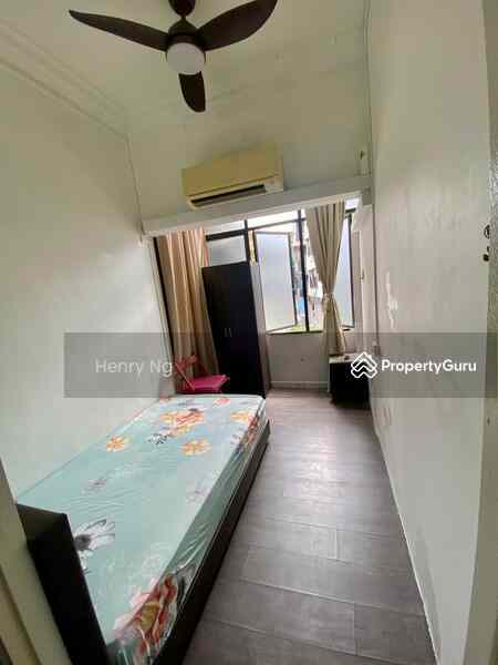 Prop-GPT: Apartment: D15  East Grove