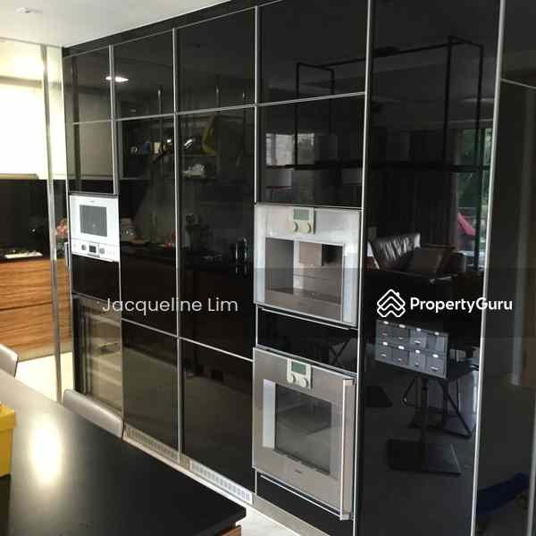 Prop-GPT: Condominium: D15 Marine Parade Silversea