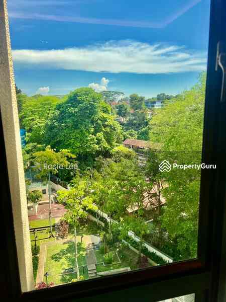 Prop-GPT: Condominium: D21  The Sterling