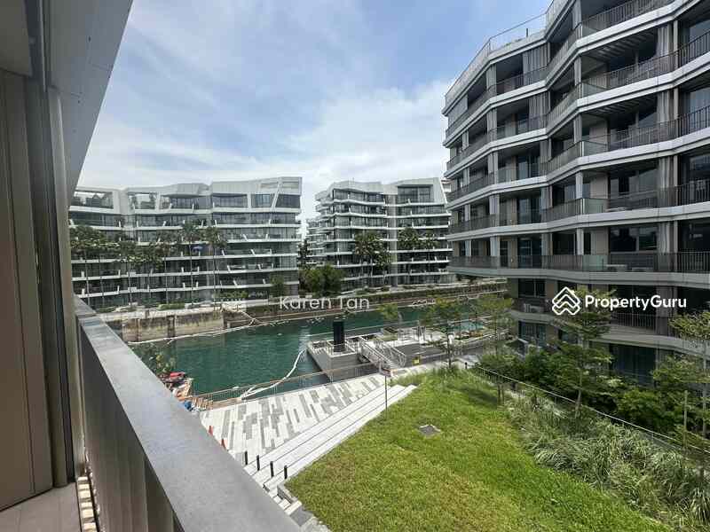 Prop-GPT: Condominium: D04  The Reef at King's Dock