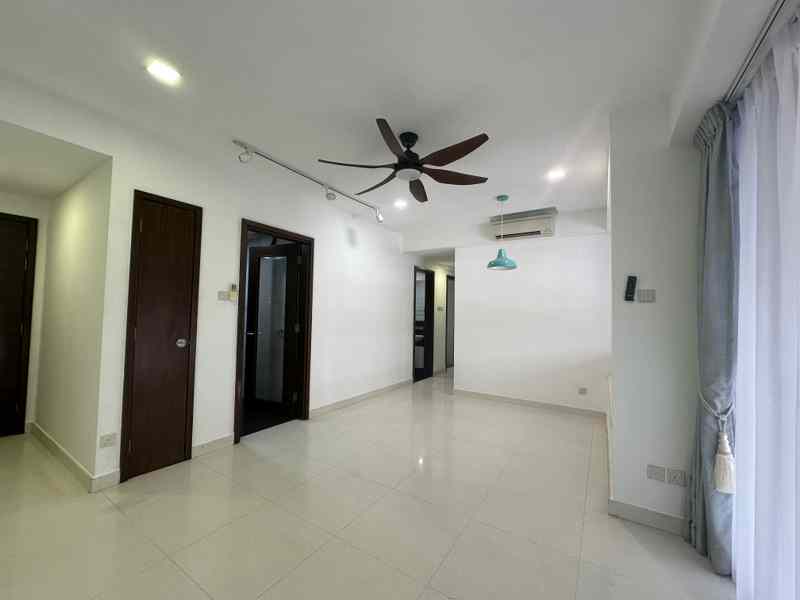 Prop-GPT: Apartment: D08  Vanadium