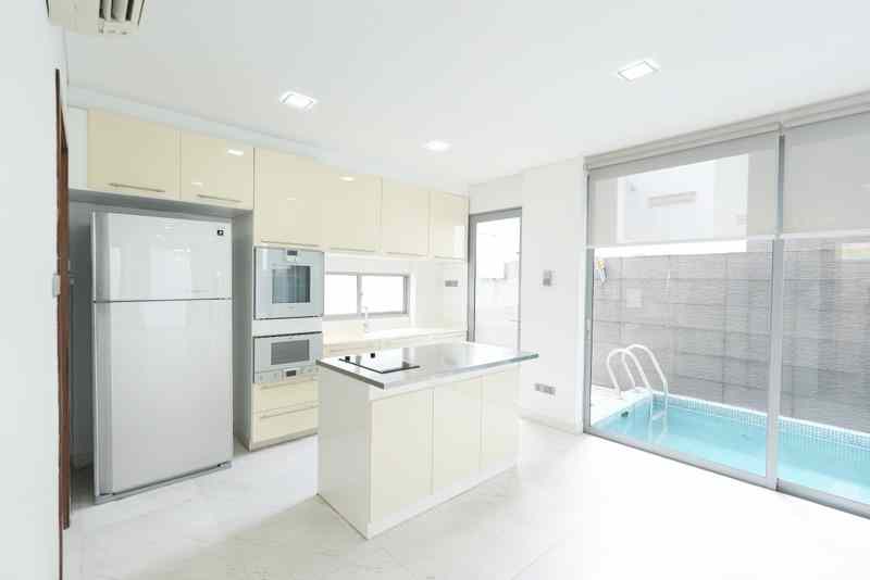 Dunsfold 18: D13  Cluster House | Prop-GPT the AI-Powered Property Guru