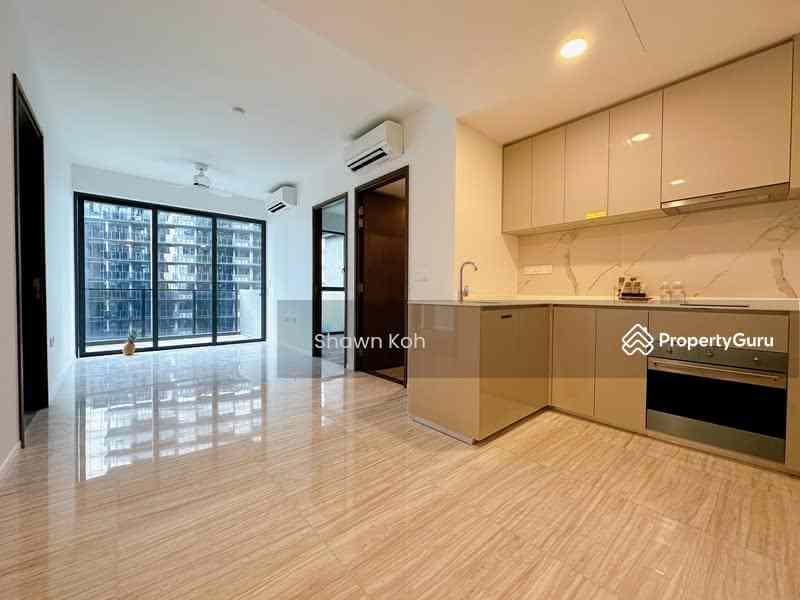 Prop-GPT: Condominium: D14  Parc Esta