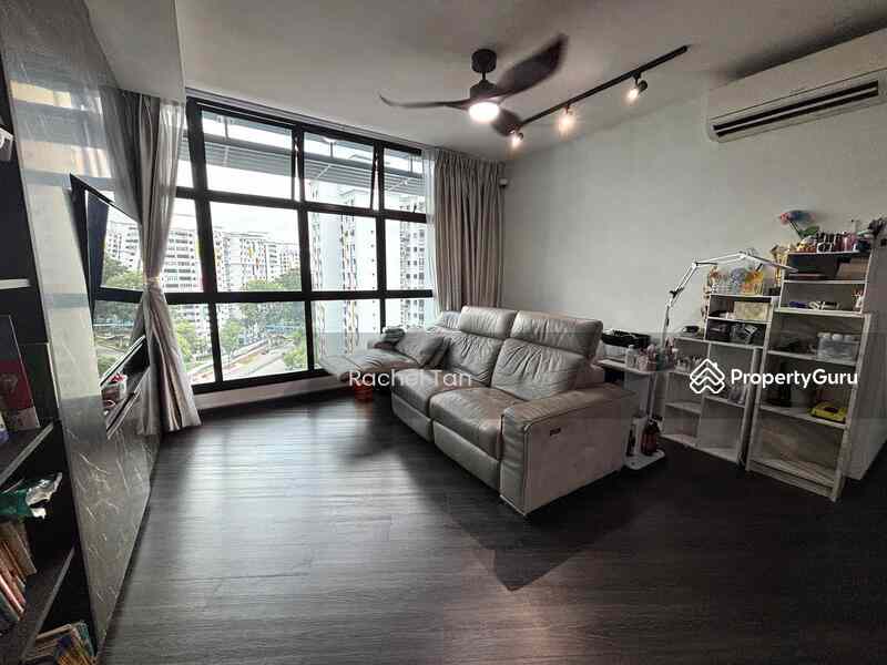Prop-GPT: HDB Flat: D19  158A Rivervale Crescent