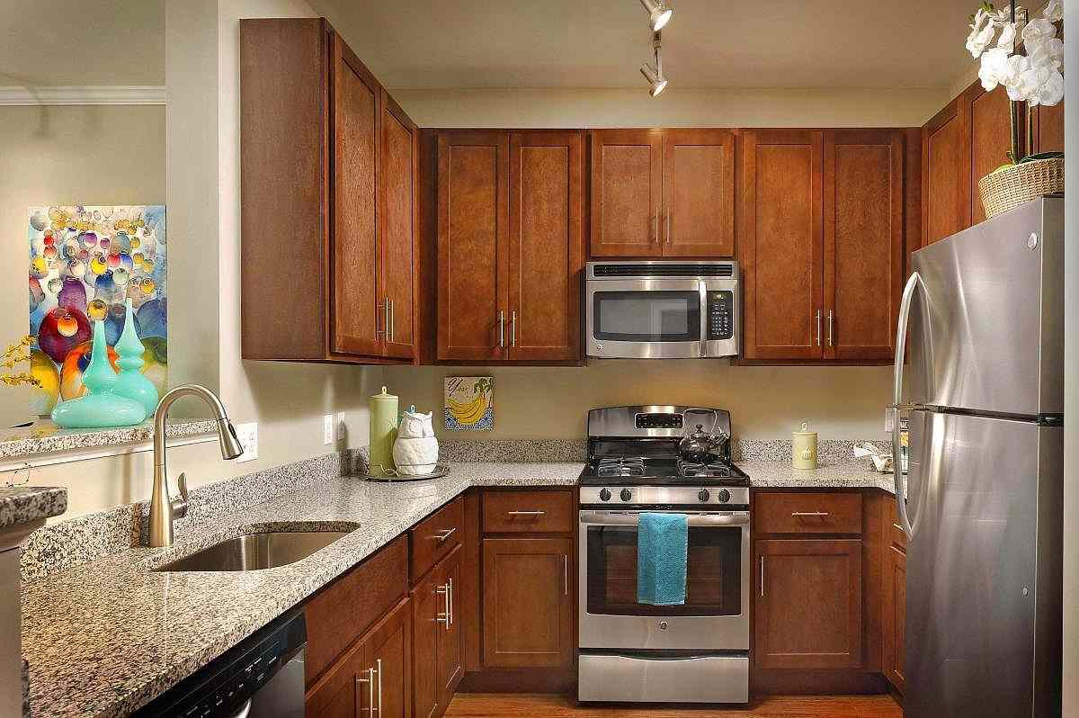 Prop-GPT: Apartment: MD Germantown, Montgomery 20874 13611 Ale House Cir #413, Montgomery County, Germantown, MD, 20874: USD 2,700