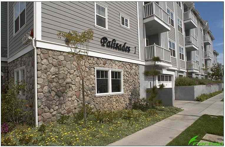 Prop-GPT: Apartment: CA Los Angeles, Los Angeles 90007 1210 W Adams Blvd APT 204, Los Angeles County, Los Angeles, CA, 90007: USD 3,800