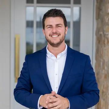 Prop-GPT: Lachie Mulholland, House for Sale: Parkhurst, QLD 4702, QLD, 4702