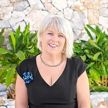 Roslyn Cutts - Property Owner, Australia
