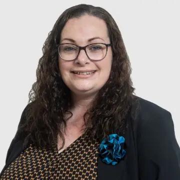 Prop-GPT: Jessica Gill, 32 Capella Drive, HALLETT COVE, SA 5158 - House for Rent - harcourts.net