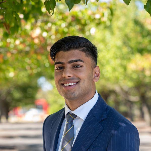 Prop-GPT: Nick Fernandez, House for Sale: Craigieburn, VIC 3064, VIC, 3064