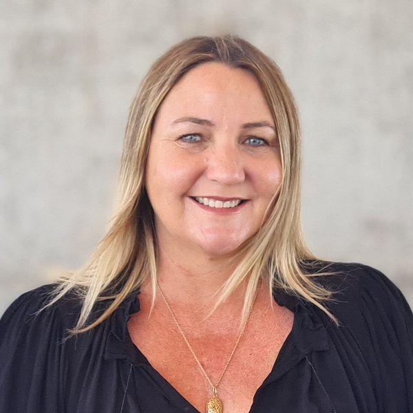 Prop-GPT: Karen Stoneley, Unit for Sale: West Gladstone, QLD 4680, QLD, 4680