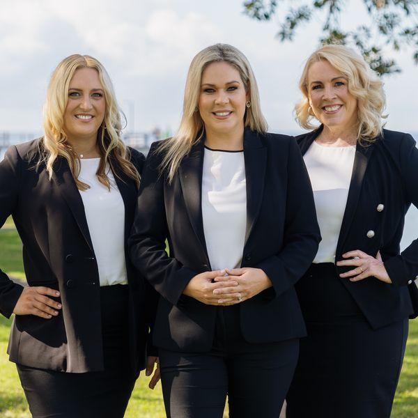 Prop-GPT: Roxanne Paterson Team, House for Sale: Bracken Ridge, QLD 4017, QLD, 4017