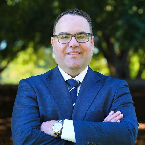 Simon Petrie - Property Consultant, Ray White New Farm, Australia