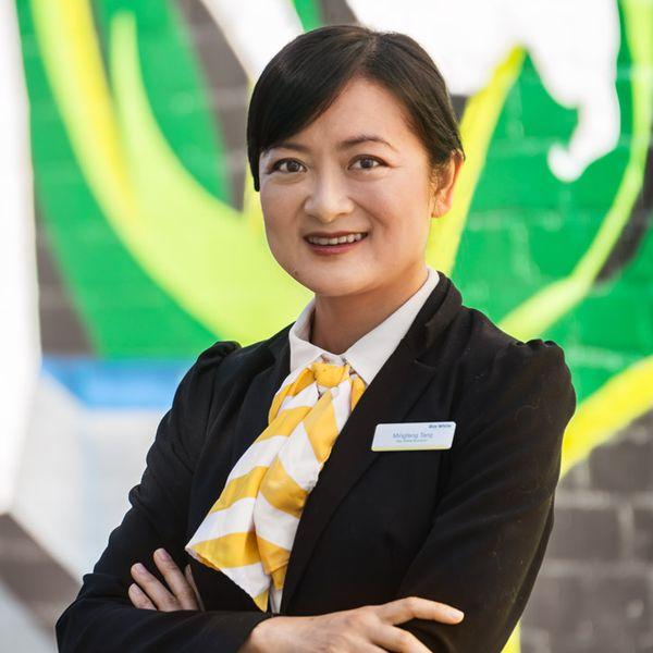 Prop-GPT: Mingfeng Tang, Modern one bedroom unit in a prime location