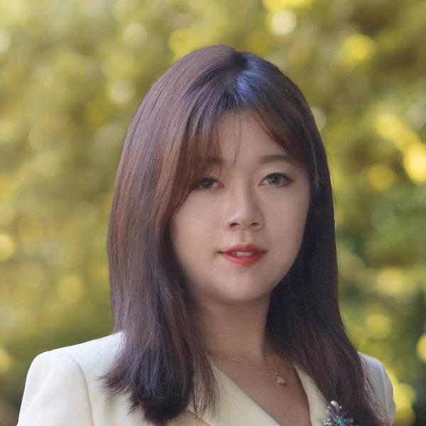 Prop-GPT: Kelly Han, Contemporary Style Apartments in a premium location