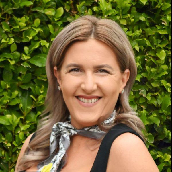 Prop-GPT: Jade McKendrick, Beautifully presented family home