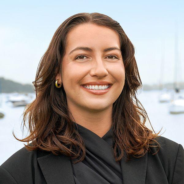 Cameron Ferris Prop-GPT: Cameron Ferris, Designer City Fringe Apartment