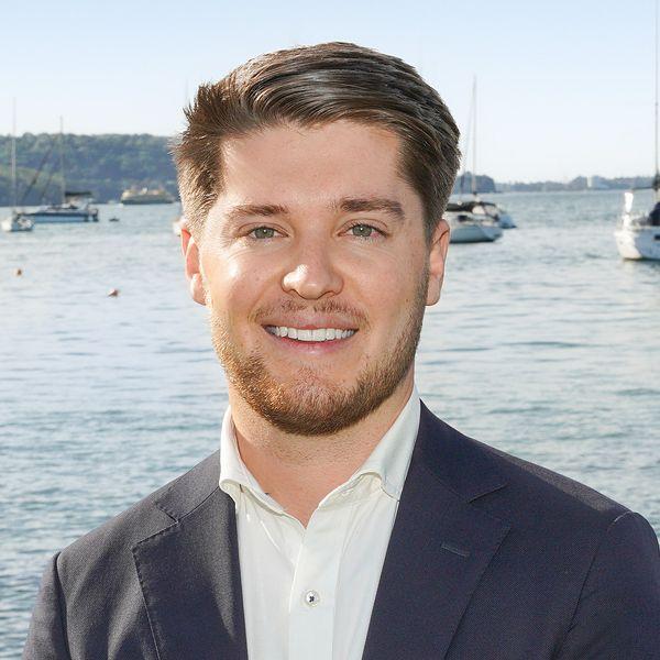 Rory Doyle Prop-GPT: Rory Doyle, Luxurious & Modern Townhouse with Entertainers Terrace