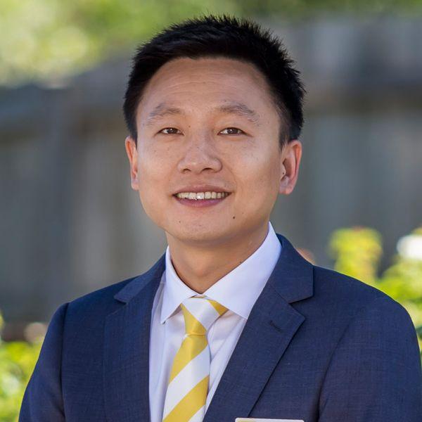 Winston Wei - Property Consultant, Ray White Burwood, Australia