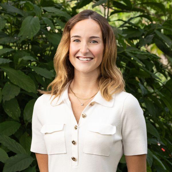 Prop-GPT: Jocelyn Pedrola, Charming Family Home in Kenmore