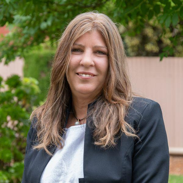 Prop-GPT: Verity Thompson, Spectacular 5+ bedroom home in Rostrevor