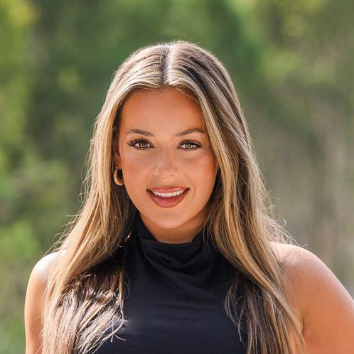 Katerina Barrett, Elevated Living: Spacious, Sunlit Sanctuary in Pacific Pines | Prop-GPT the AI-Powered Property Portal