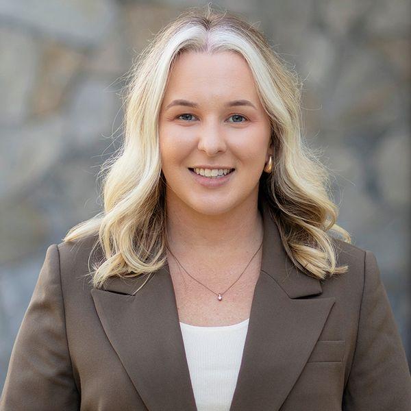 Prop-GPT: Tess Williams, House for Rent: Alexandra Headland, QLD 4572, QLD, 4572
