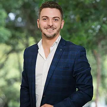 Prop-GPT: Dwayne Richter, 13/17 Truro Street, WINDSOR, QLD 4030 - House for Rent - harcourts.net