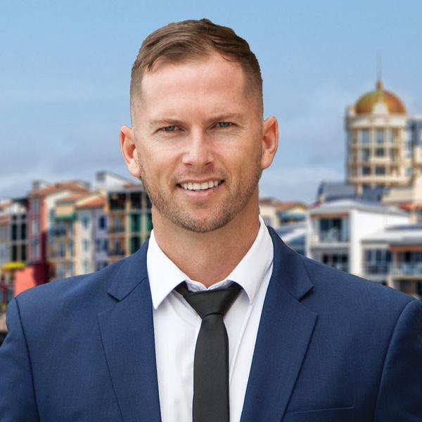 Prop-GPT: Josh May, Villa for Sale: Carrara, QLD 4211, QLD, 4211