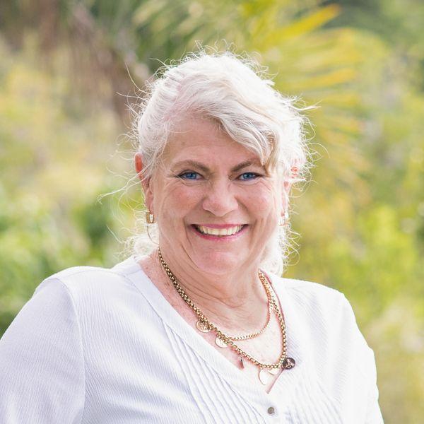 Prop-GPT: Lynne Erricker, House for Sale: Lake Proserpine, QLD 4800, QLD, 4800