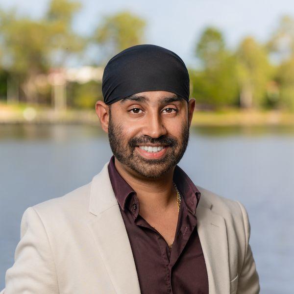 Manu Singh - Property Consultant, Ray White Forest Lake QLD, Australia
