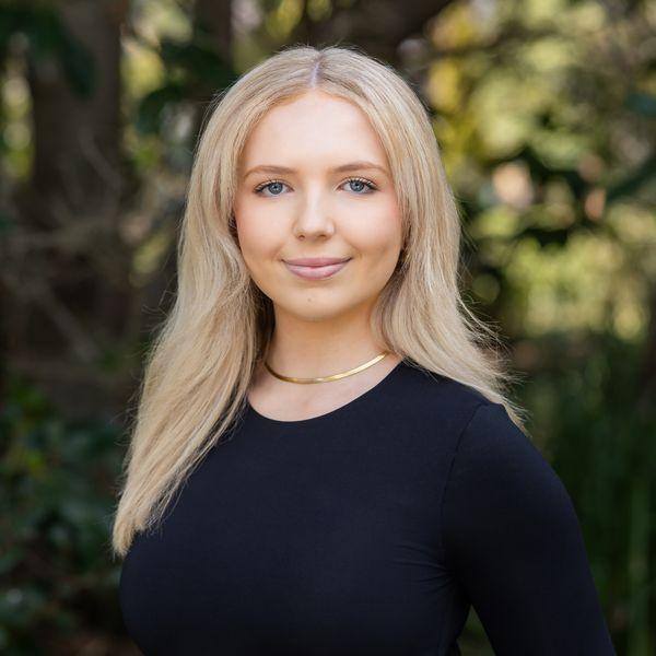 Kiri Edwards Prop-GPT: Kiri Edwards, Spacious Room!